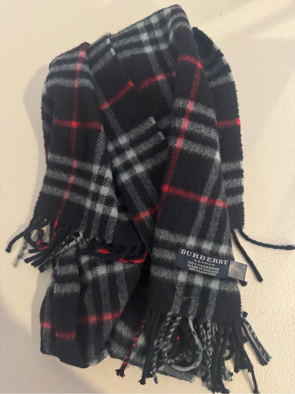 Burberry London 100% Cashmere Check Scarf Black Gray Red Made in England